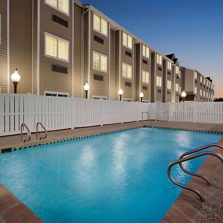 Hotel Super 8 By Wyndham San Antonio Airport North Extérieur photo