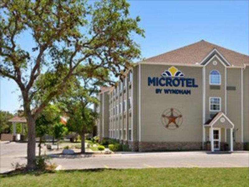 Hotel Super 8 By Wyndham San Antonio Airport North Extérieur photo