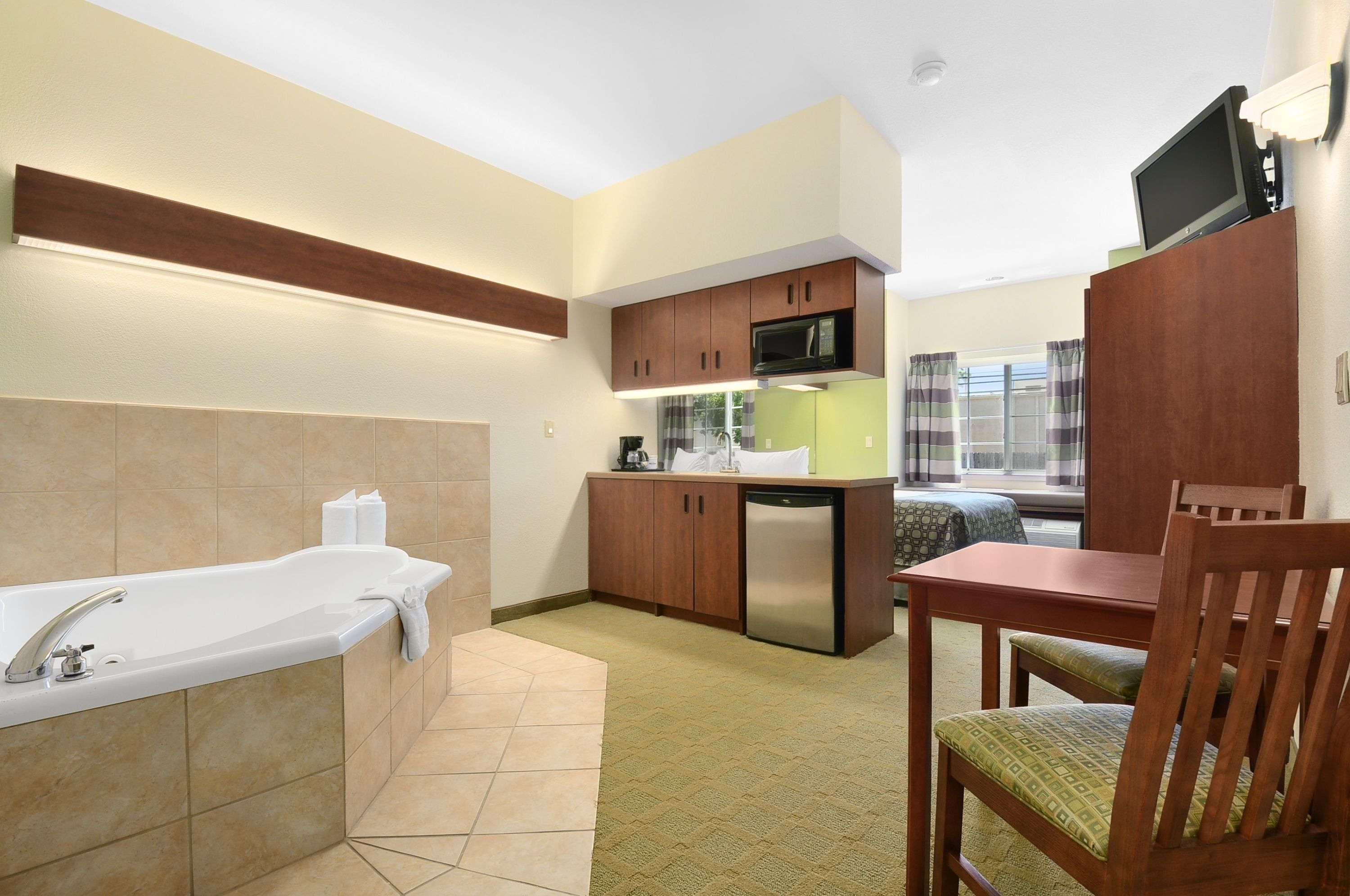 Hotel Super 8 By Wyndham San Antonio Airport North Extérieur photo